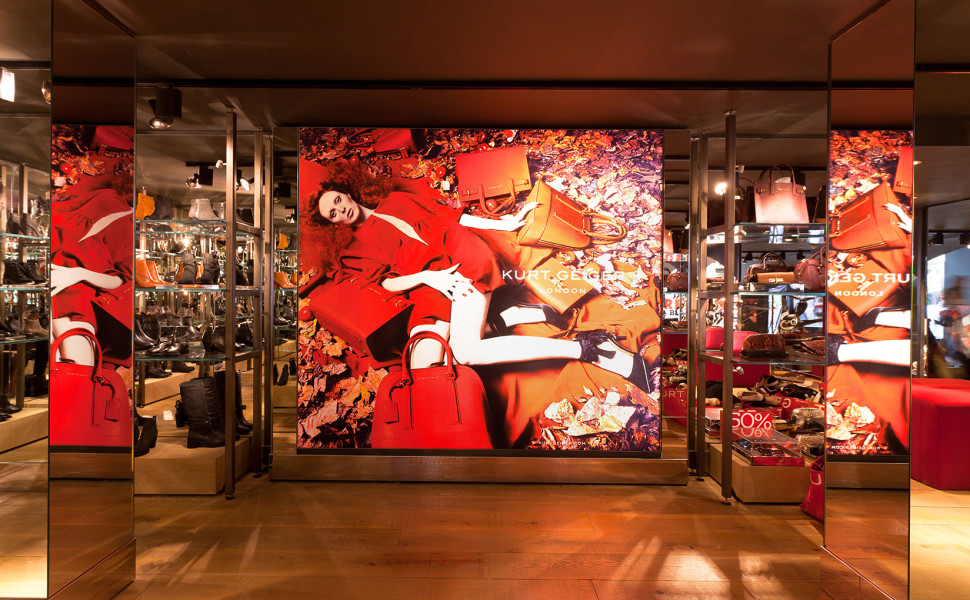 Why to Choose Fabric Frames for Retail Displays.