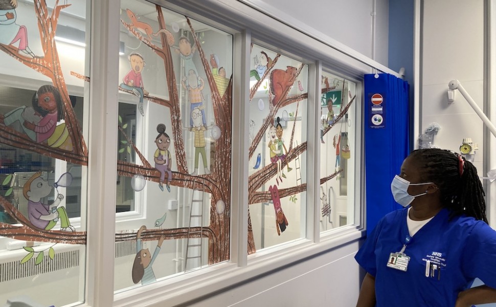 /storage/featured_image2/cropped/horton-paeds-ed-assessment-room-artwork-by-holly-swain_1752601701.jpeg