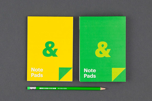 Notepads green and yellow