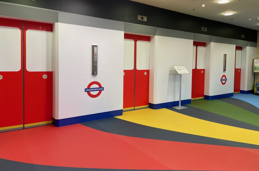 TFL rainbow colours.